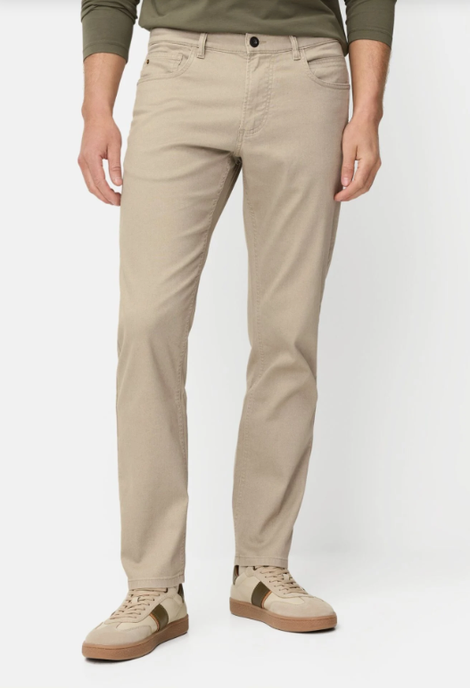 Pantalon Camel Active à cinq poches coupe classique
