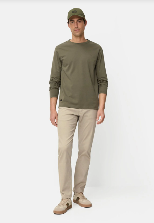 Pantalon Camel Active à cinq poches coupe classique