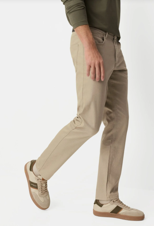 Pantalon Camel Active à cinq poches coupe classique