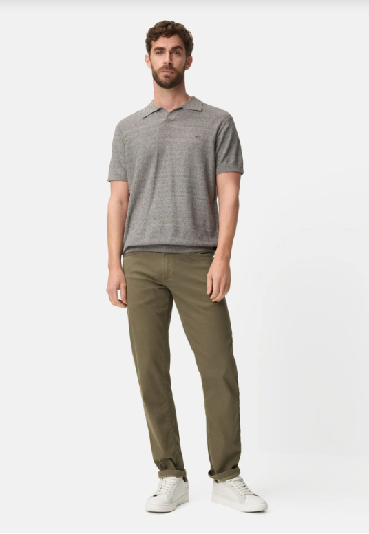 Pantalon Camel Active à cinq poches coupe classique