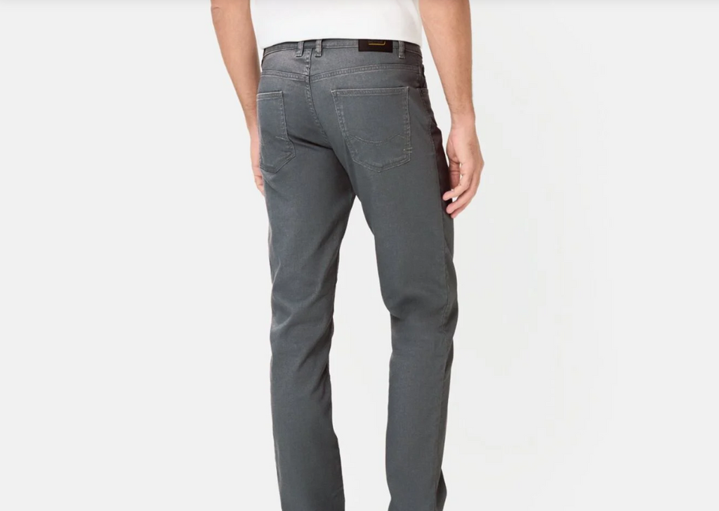 Pantalon Camel Active à cinq poches coupe classique